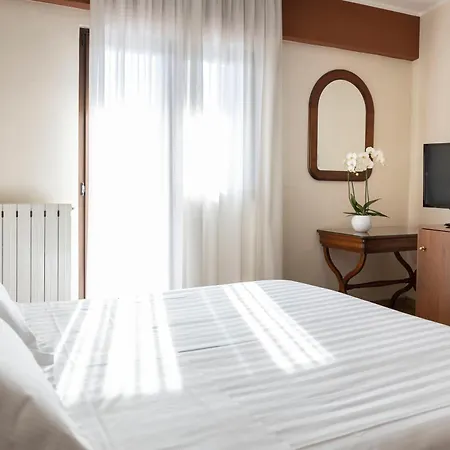 Szálloda Grand Del Parco 4*