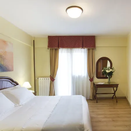 Grand Del Parco Отель