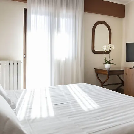 Grand Del Parco Отель Пескассероли