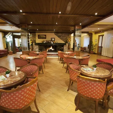 Отель Grand Del Parco